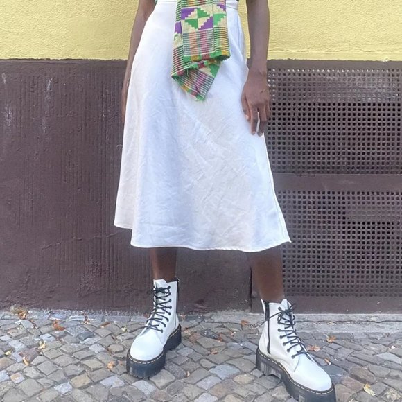 DR. MARTENS JADON BOOT SMOOTH LEATHER PLATFORMS IN WHITE SMOOTH LEATHER MSRP$230 - Picture 2 of 13